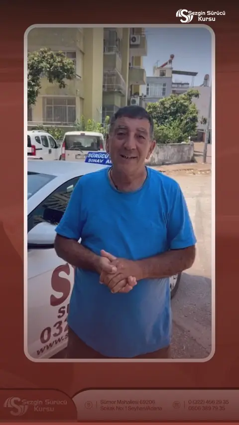 Murat Sungurtekin, Sezgin Sürücü Kursu eğitim aracının yanında